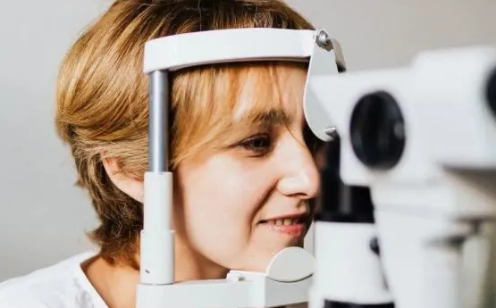 什么是醫(yī)學驗光配鏡？醫(yī)學驗光和普通驗光有什么區(qū)別？