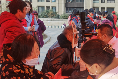 沃瑞眼科走進(jìn)肥西縣肥光社區(qū)，開展公益眼健康體檢